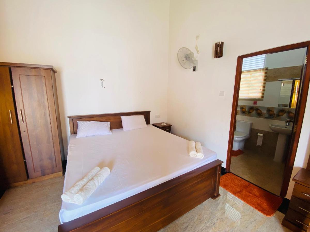 The Kingslayer Resort Negombo Eksteriør billede