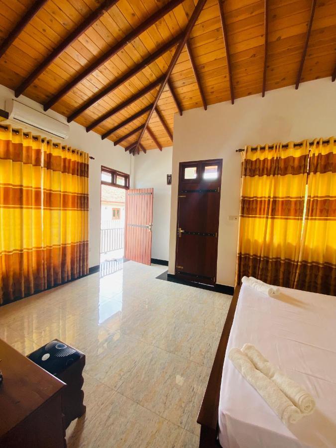 The Kingslayer Resort Negombo Eksteriør billede